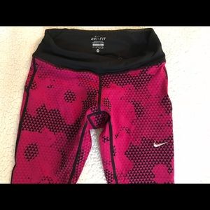 Nike leggings